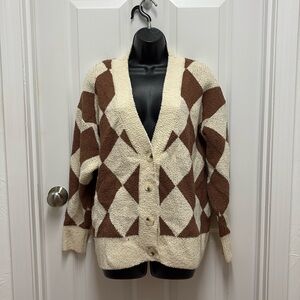 Le Lis‎ Classic Button Up Cardigan